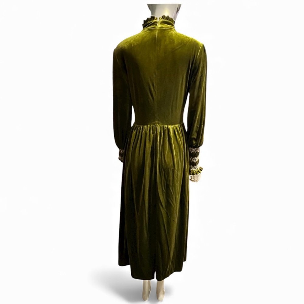 Green Velvet Dress 2 Pockets - Picture 2 of 6